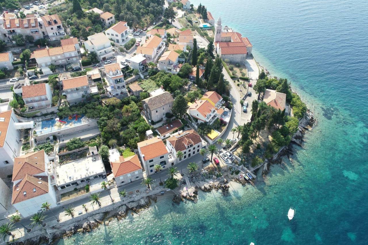 Apartments Rafaela Корчула Экстерьер фото
